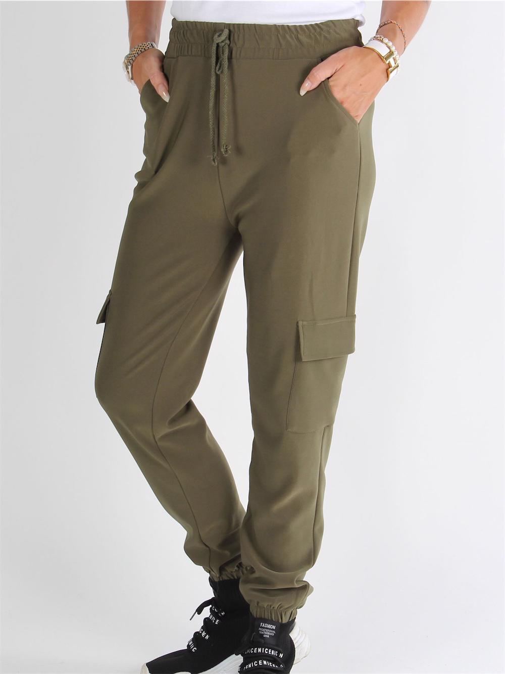 Kamillo - Armégröna sweatpants med fickor på benen